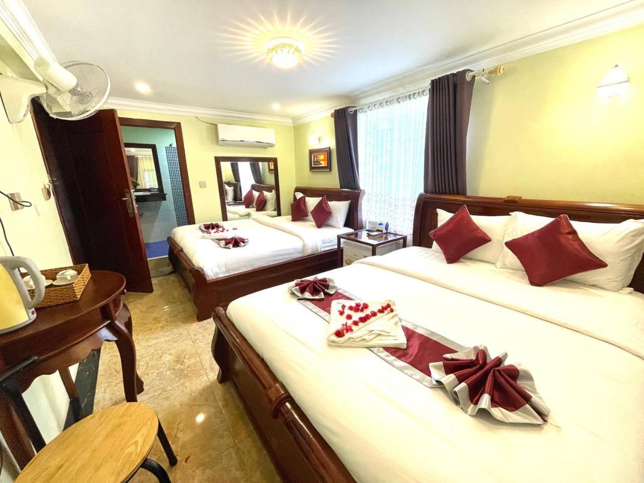 Ahha Boutique Kampot Hotel Екстериор снимка