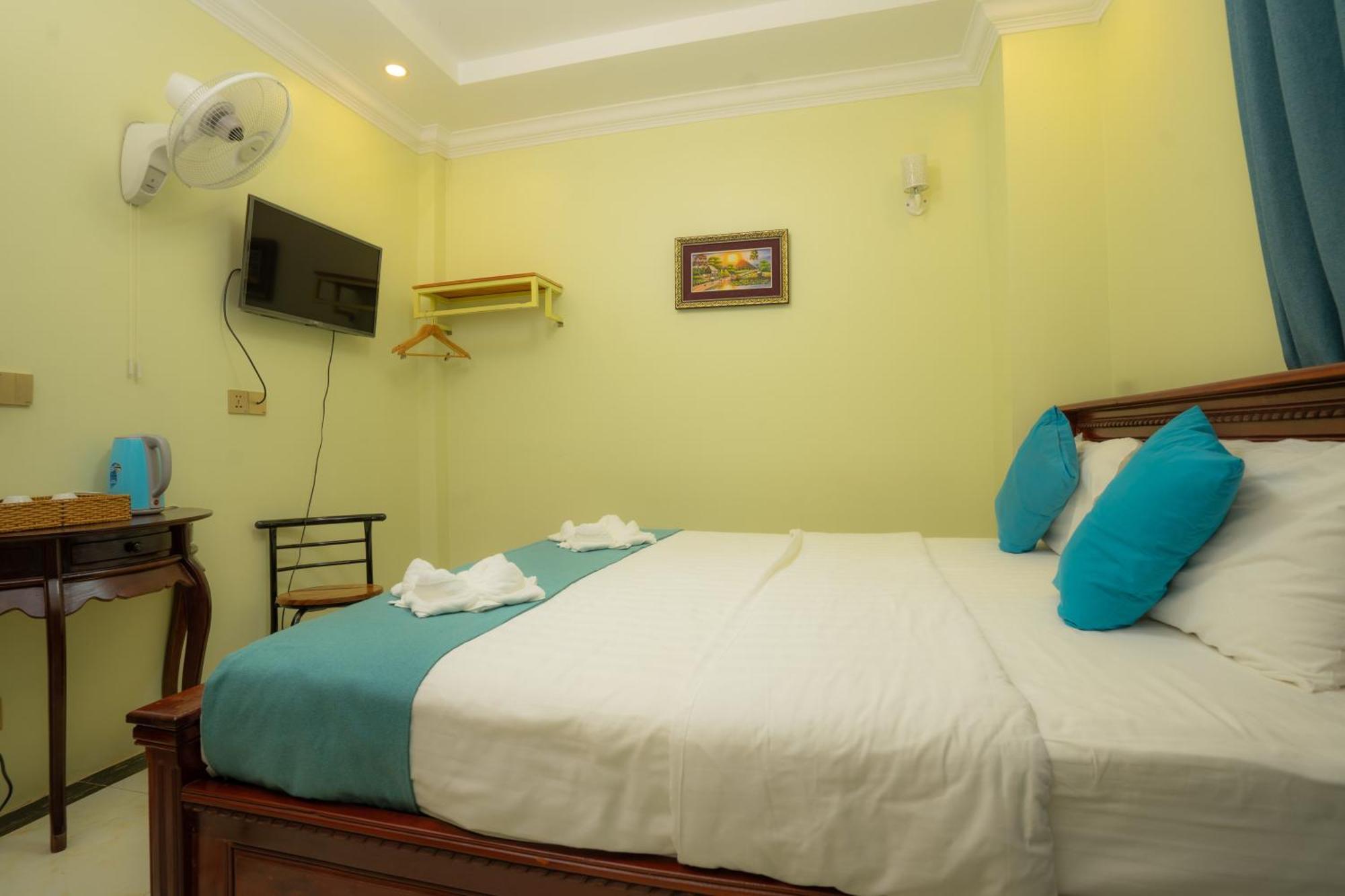 Ahha Boutique Kampot Hotel Екстериор снимка
