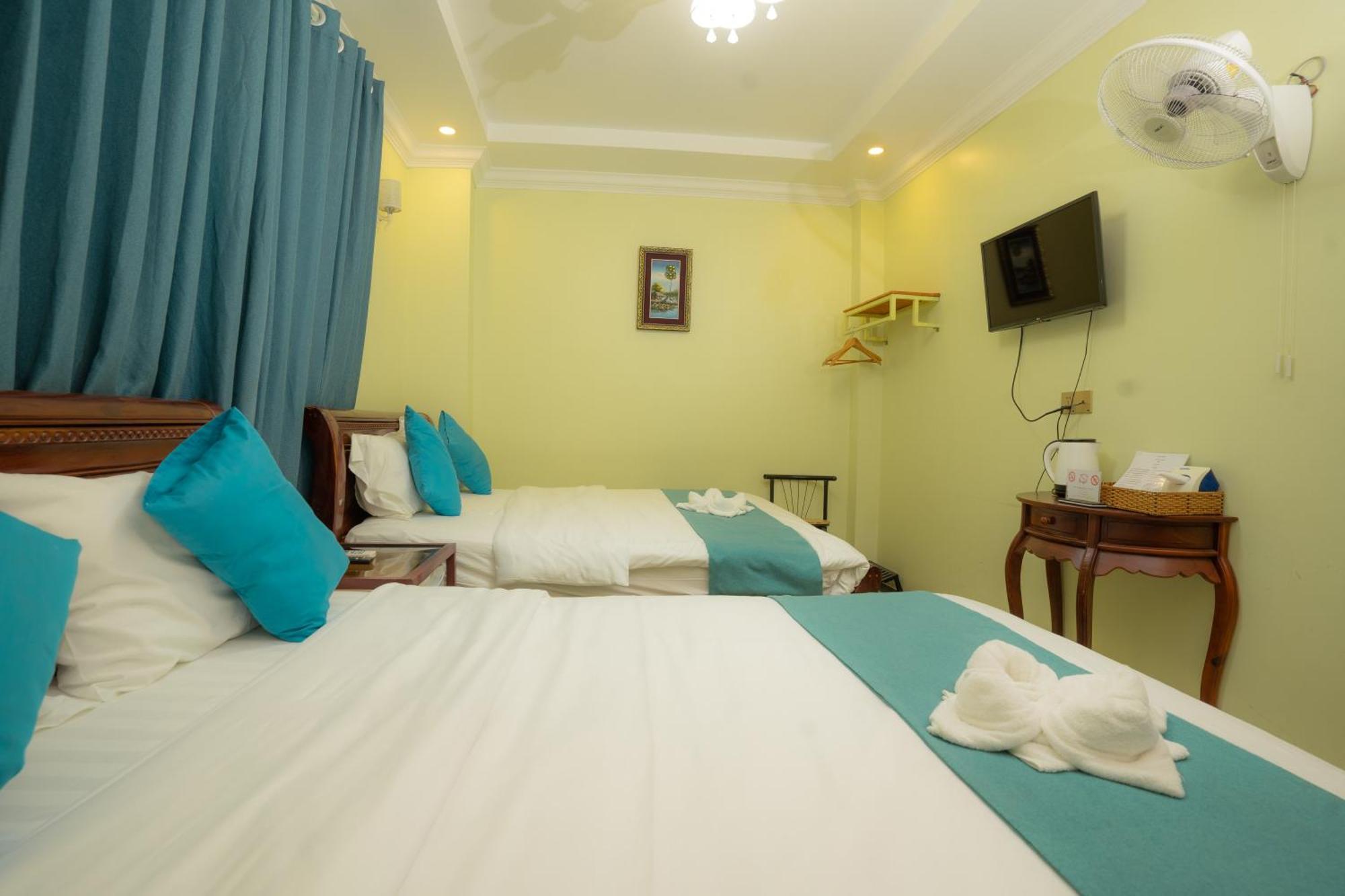Ahha Boutique Kampot Hotel Екстериор снимка