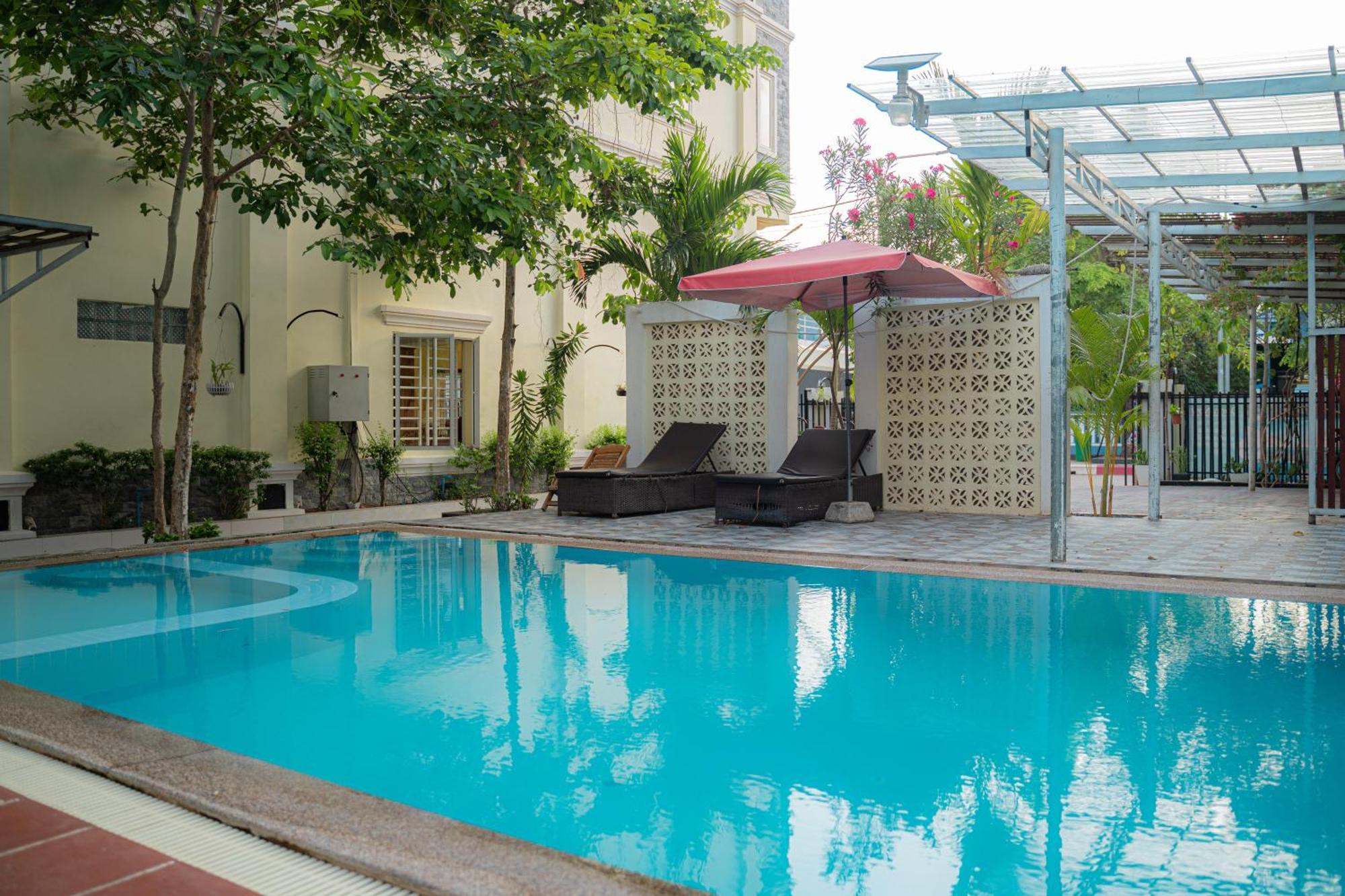 Ahha Boutique Kampot Hotel Екстериор снимка