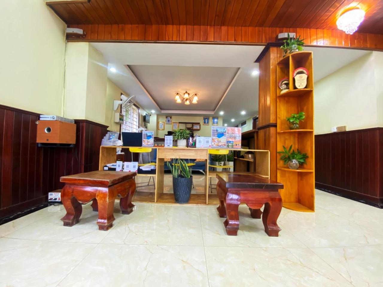 Ahha Boutique Kampot Hotel Екстериор снимка