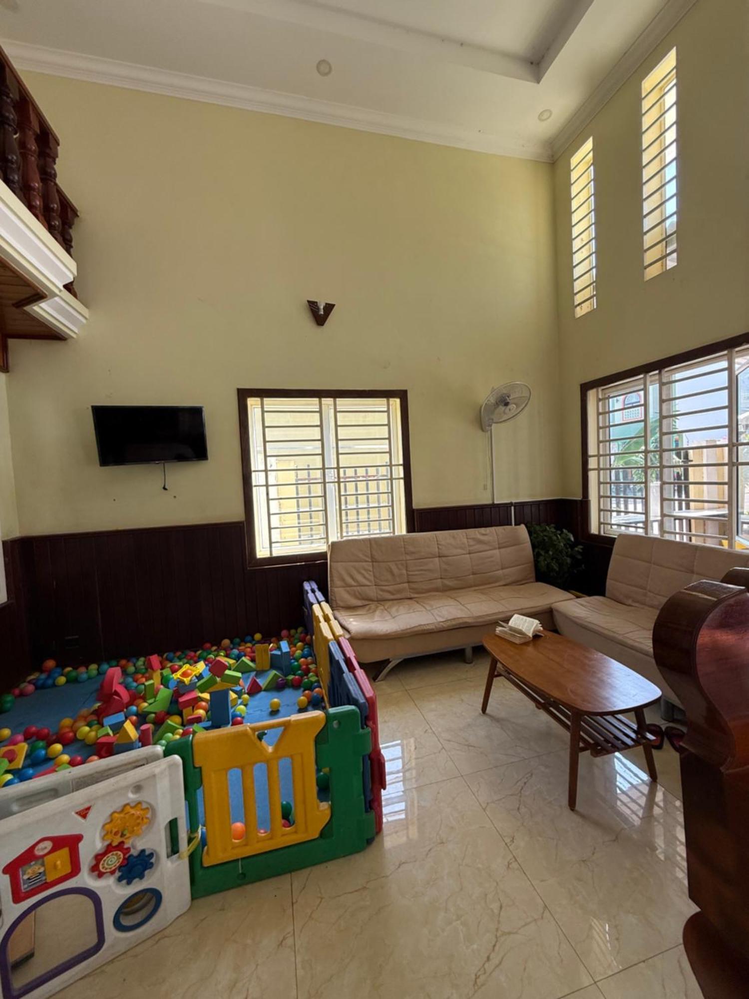 Ahha Boutique Kampot Hotel Екстериор снимка