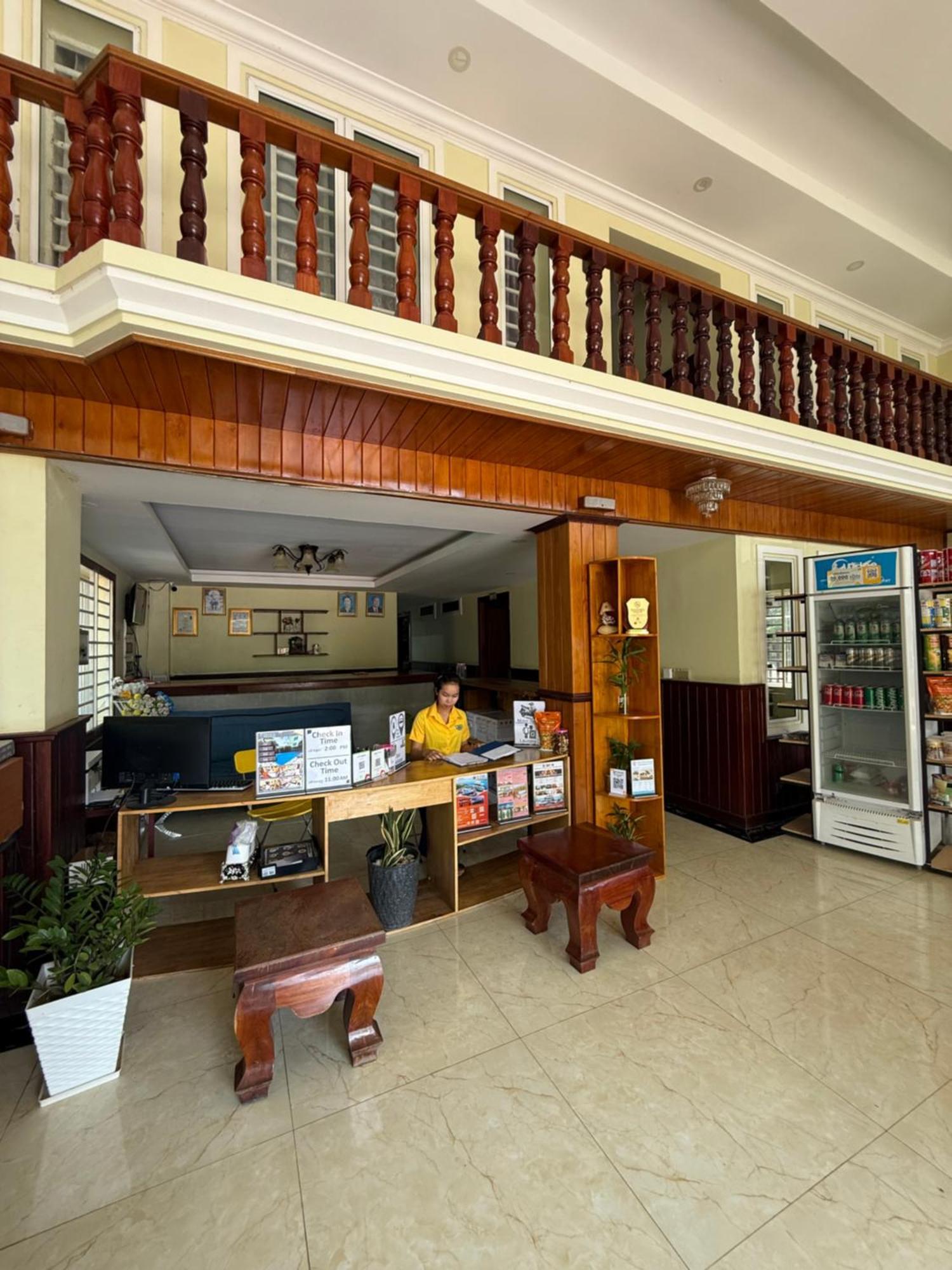 Ahha Boutique Kampot Hotel Екстериор снимка
